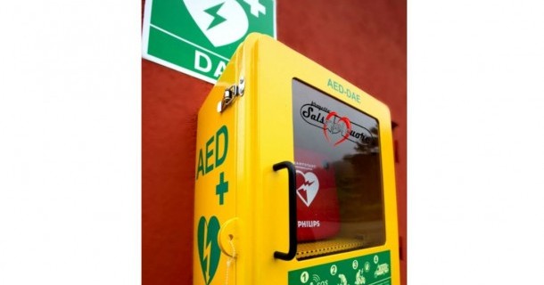 Un defibrillatore a Pescaglia Capoluogo