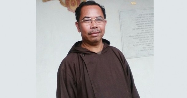 FRA RICCARDO RAIDIN SINAGA dell’Ordine dei Minori Cappuccini al convento del Borgo