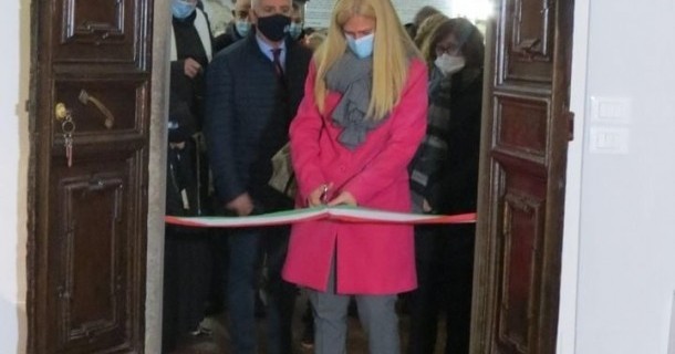 INAUGURATA LA BIBLIOTECA NELLA SALA SANTA ELISABETTA