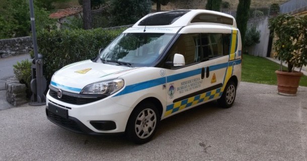 La Misericordia inaugura un nuovo mezzo attrezzato