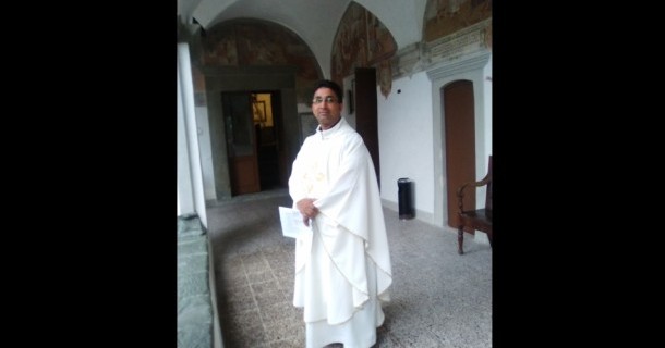 Un sacerdote al convento per tutto il mese di agosto